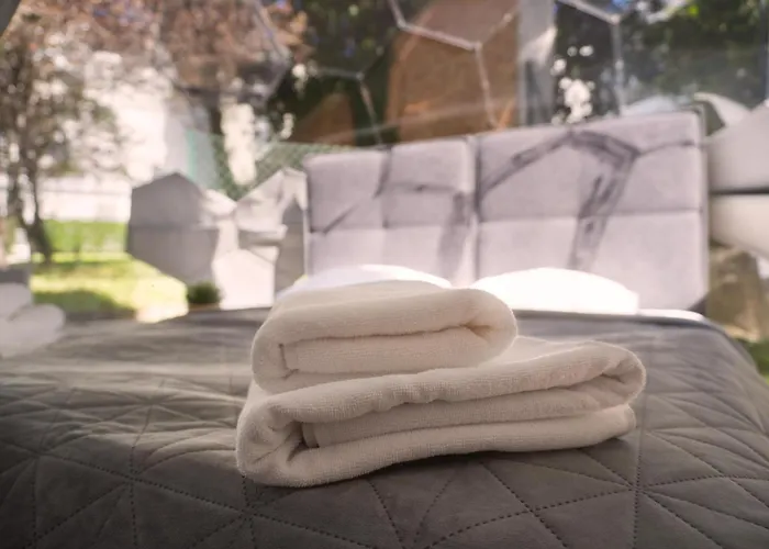 Urban Glamping Tent * ウィーン
